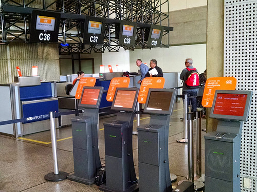 GRU Airport Gol Priority Check-in