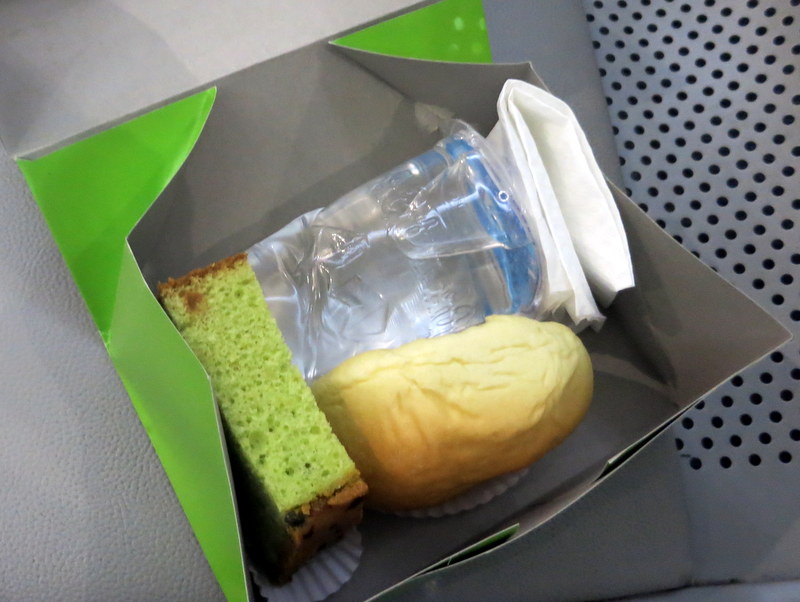 AirAsia Retiming Snack Box